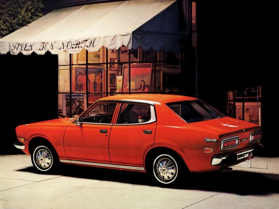  Datsun Bluebird U Sedan 1971 года  (фото 2 из 6)
